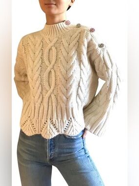 ZARA Cable Knit Sweater Cream Jewel Button Shoulder | Chunky Cozy Knit Size M